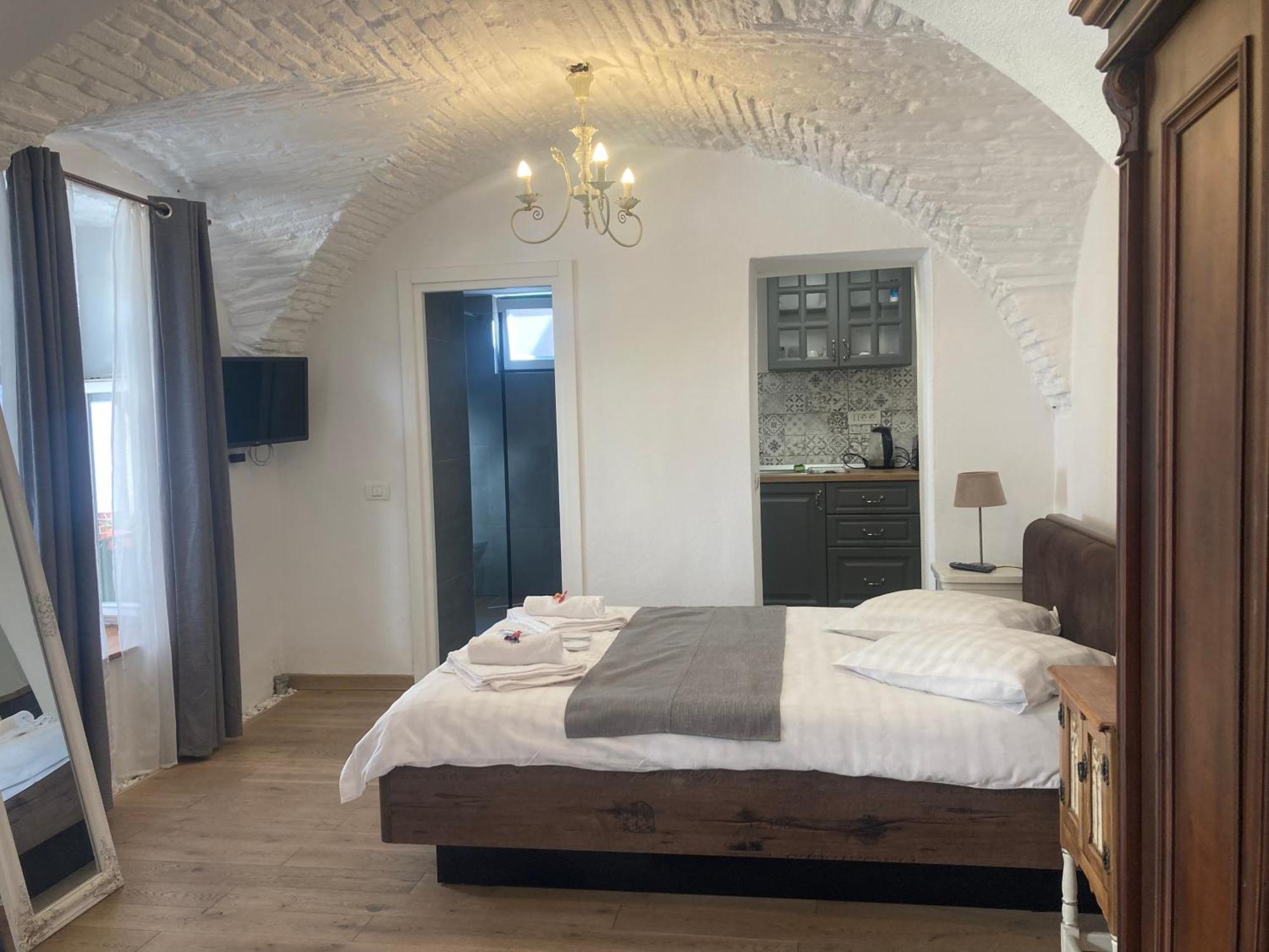 Historical Center Residence 2 Сибиу Экстерьер фото