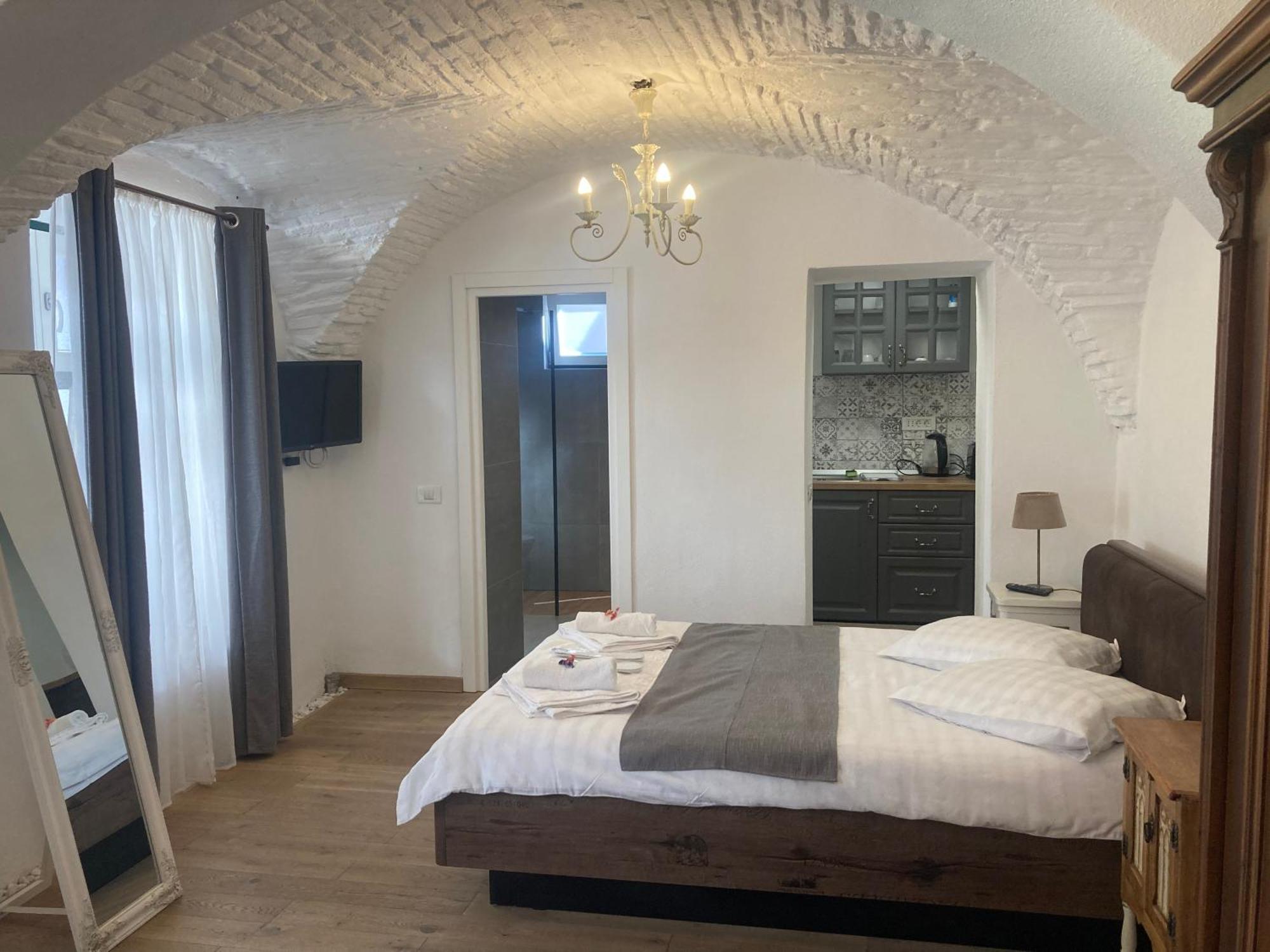 Historical Center Residence 2 Сибиу Экстерьер фото